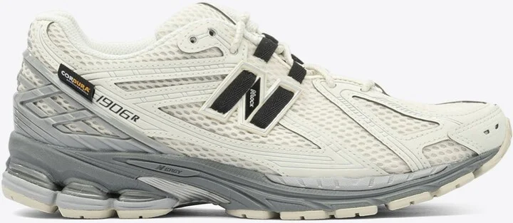 U1906R Low-Top Sneakers