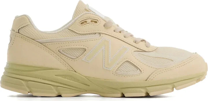 U990BO4 sneakers