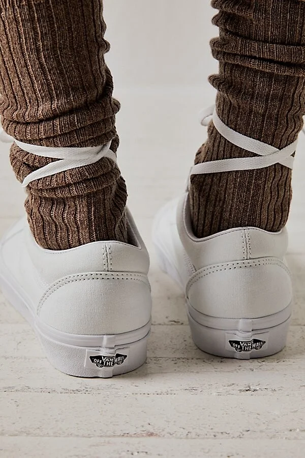 UA Old Skool Sneakers - Image 3