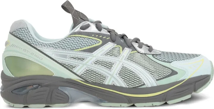 UB6-S GT-2160 panelled sneakers