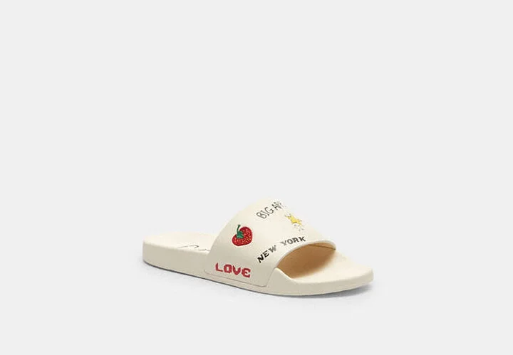 Udele Sport Slide With Sketch Print
