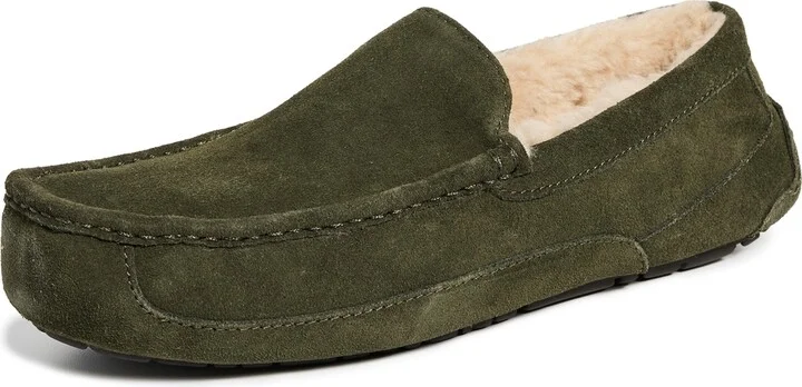 UGG Ascot Slippers