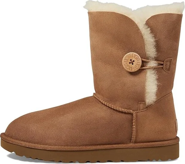 UGG Bailey Button II Women's Boots Chestnut : 5 B - Medium, Sheepskin/Suede - Image 7