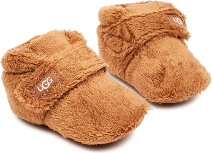 Ugg Bixbee Faux fur hat and Boots set - Image 3