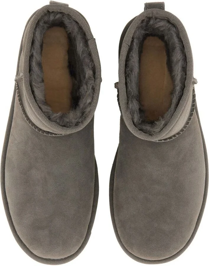 UGG Boot Classic Mini Ii - Image 2