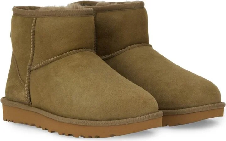 UGG Boot Classic Mini Ii - Image 2