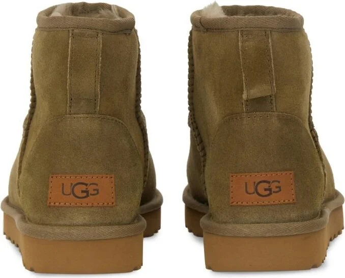 UGG Boot Classic Mini Ii - Image 3