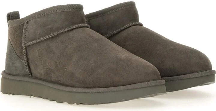 UGG Boot Classic Ultra Mini - Image 3