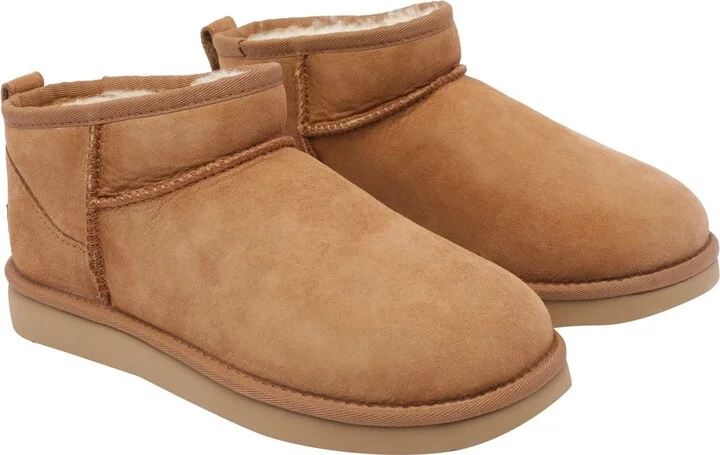 UGG Boots - Image 2