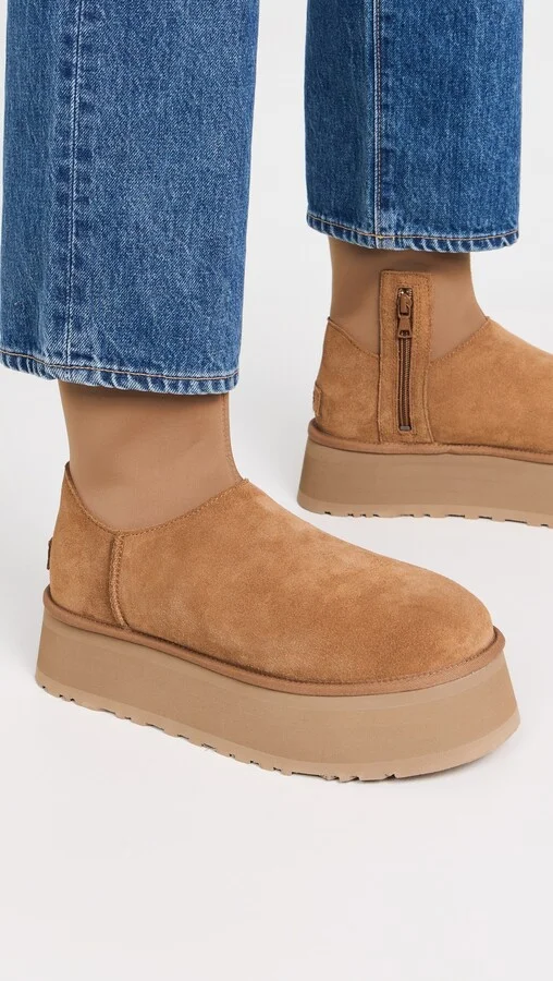 UGG Classic Dipper Boots - Image 5