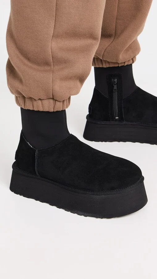 UGG Classic Dipper Boots - Image 4