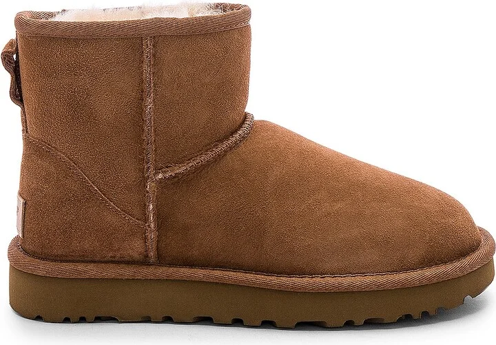 UGG Classic Mini II Boot in Tan