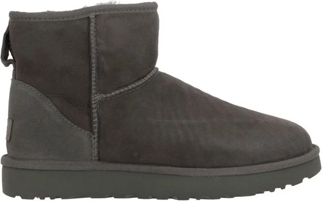 UGG Classic Mini II Logo-Patch Ankle Boots