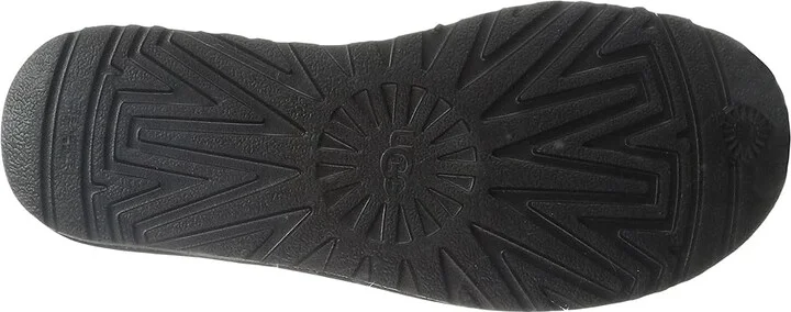 UGG Classic Mini II Women's Boots Black : 5 B - Medium, Sheepskin/Suede - Image 4