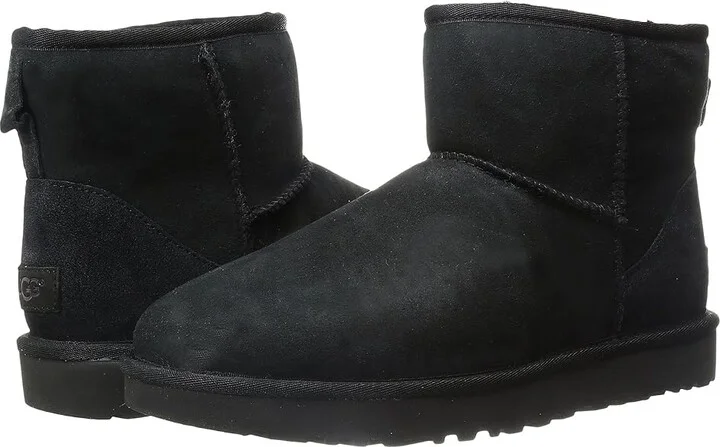 UGG Classic Mini II Women's Boots Black : 5 B - Medium, Sheepskin/Suede