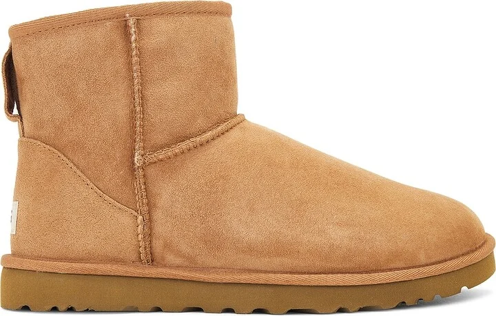 UGG Classic Mini in Brown