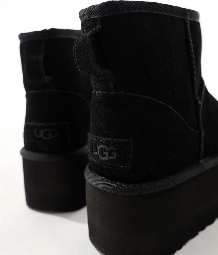 UGG Classic mini platform boots in black - Image 4