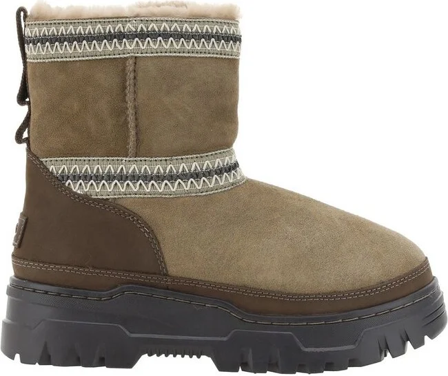 UGG Classic Mini TrailGazer Boots