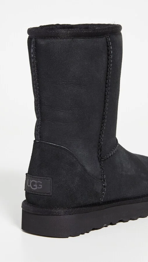 UGG Classic Short II Boots - Image 4