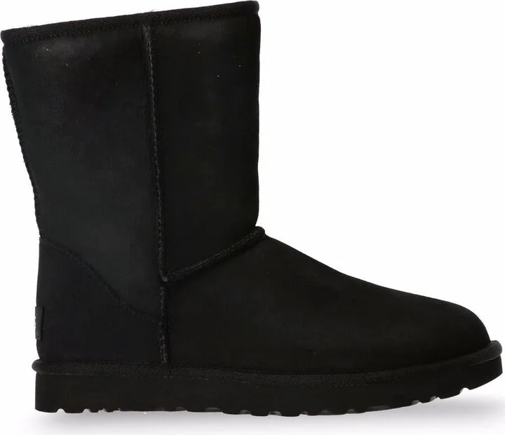 UGG "Classic Short Ii" Boots