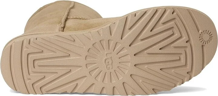 UGG Classic Short II Women's Boots Mustard Seed : 5 B - Medium, Suede - Image 3