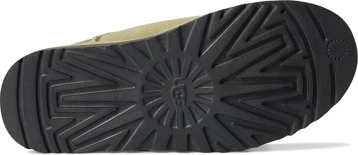 UGG Classic Slip-On Men's Shoes Muted Brass : 13 D - Medium, Leather - Image 3