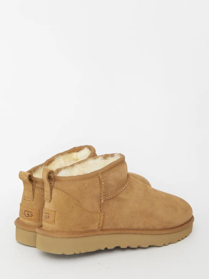 UGG Classic Ultra Mini - Image 3