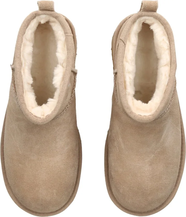 UGG Classic Ultra Mini Platform Boots 50 - Image 4