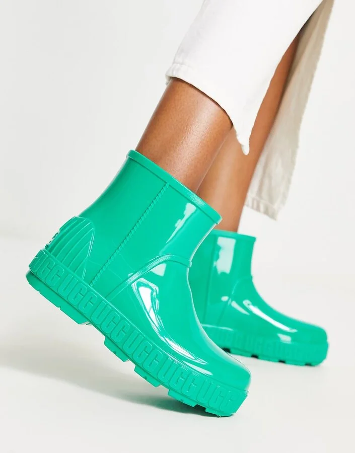 UGG Drizlita rain boots with shearling insole in green - Image 3