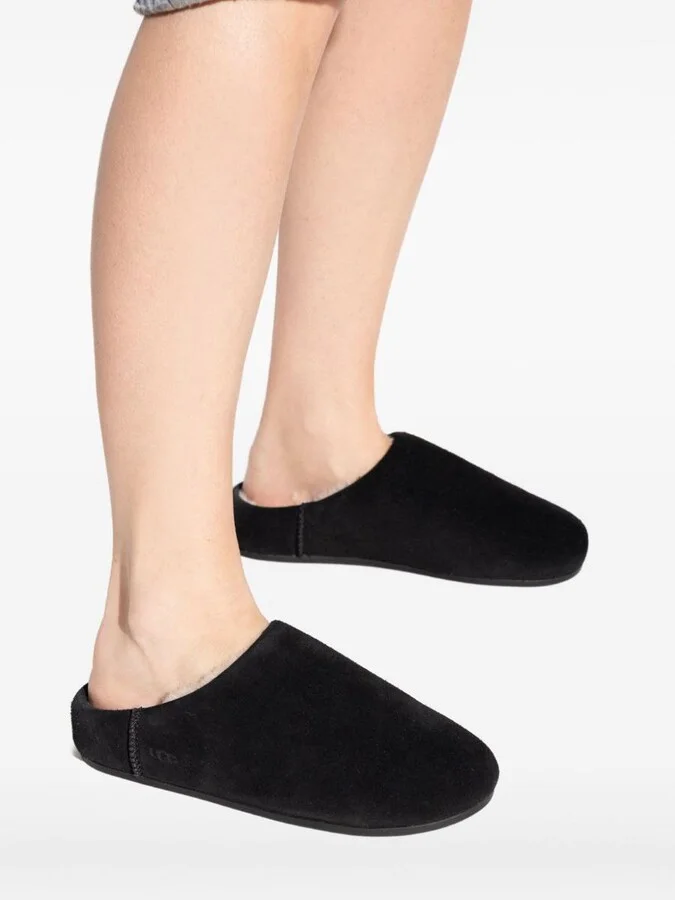 UGG Elea Slip On - Image 3