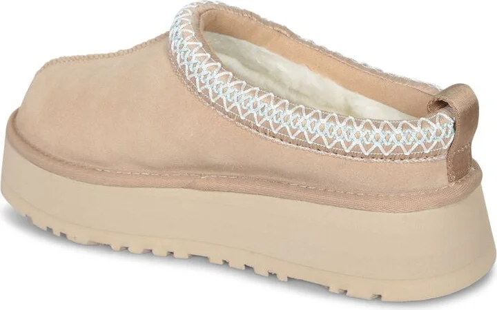 UGG Flat Shoes - Image 4