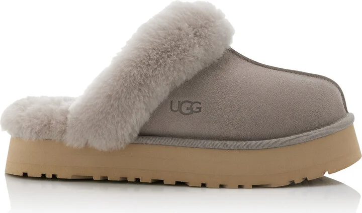 UGG