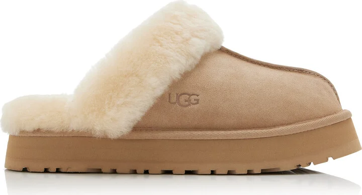 UGG
