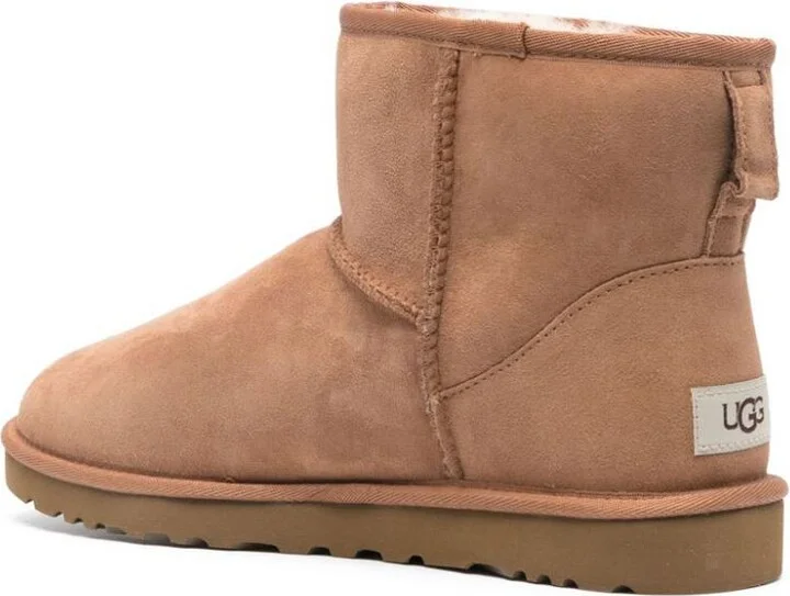 UGG Man Classic Mini Boots Shoes - Image 4