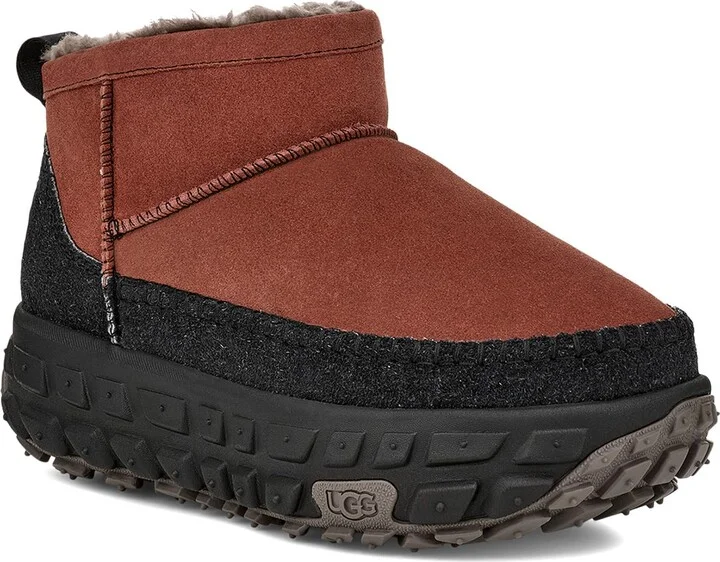 UGG Men's Venture Daze Ultra MINI Ankle Boot