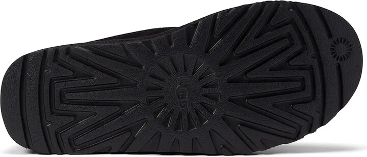 UGG Neumel Men's Lace up casual Shoes Black Suede : 7 D - Medium, Full Grain leather/Suede - Image 4