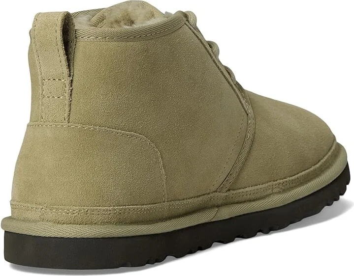 UGG Neumel Men's Lace up casual Shoes Muted Brass/Magnolia Leaf : 5 D - Medium, Full Grain leather/Suede - Image 4
