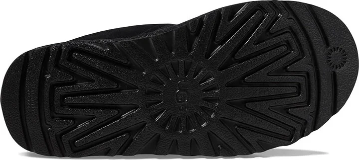 UGG Neumel Women's Lace up casual Shoes Black : 6 B - Medium, Suede - Image 4
