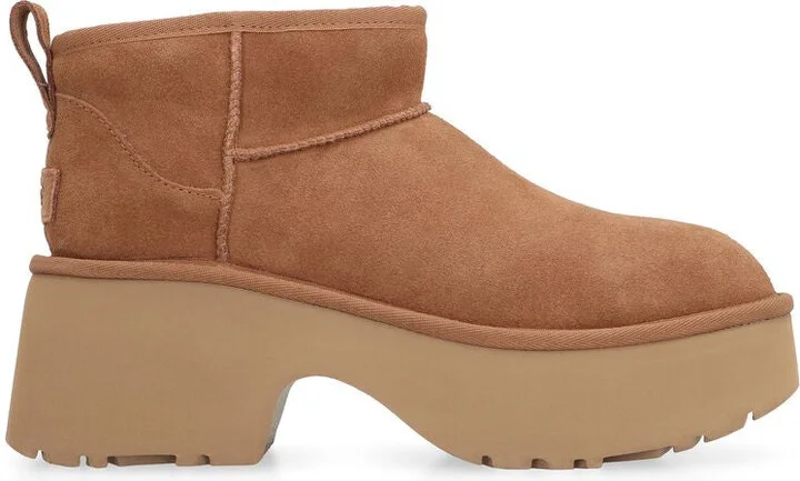 UGG "New Heights" Ankle Boots - Image 3