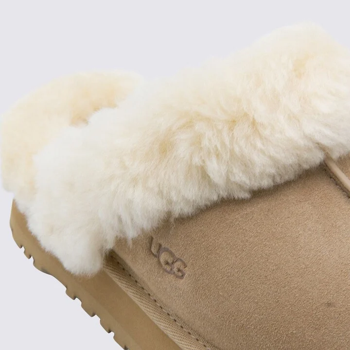 UGG Sand Flats - Image 4