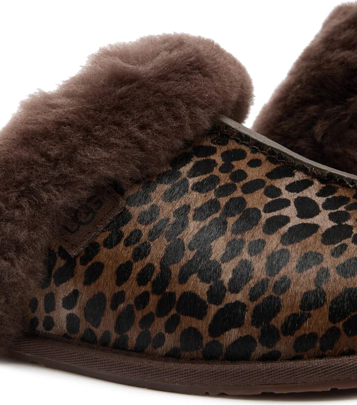 Ugg Scuffette Caspian Printed Calf-hair Slippers - Image 4