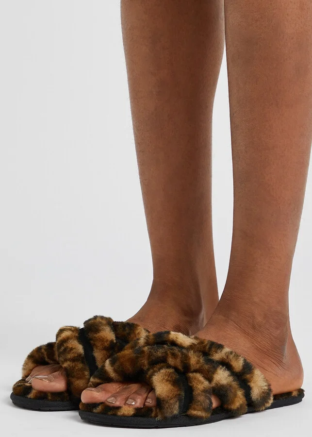 Ugg Scuffita Cross Panther Slipper - Image 5