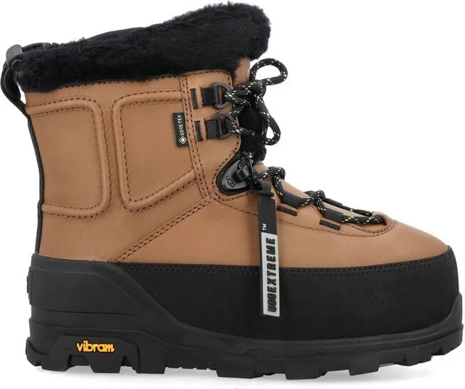 UGG Shasta Mid Boots