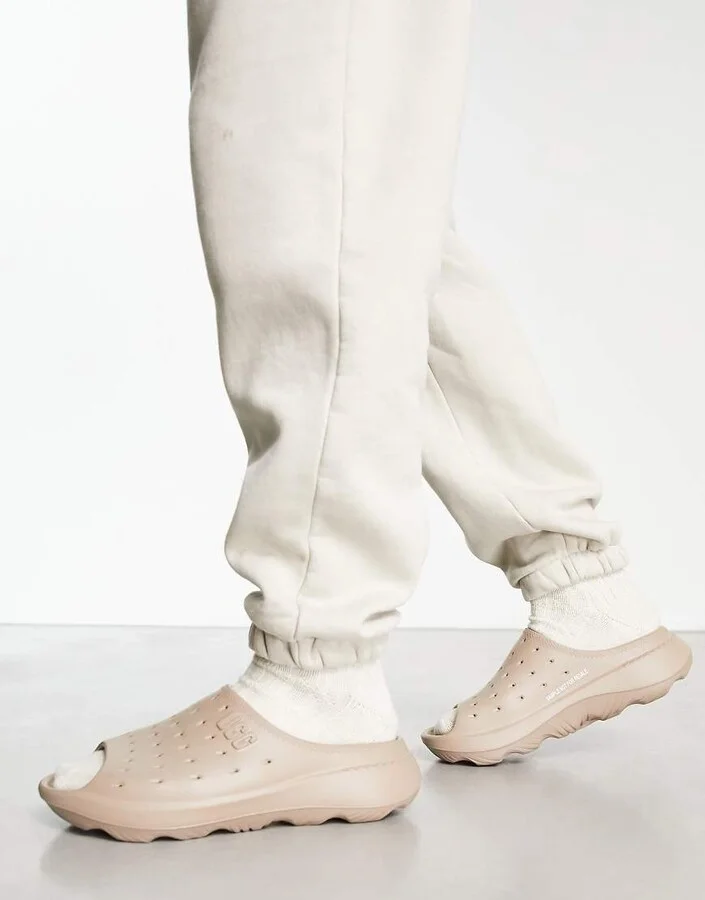 UGG slide it molded clogs in stone - Image 4