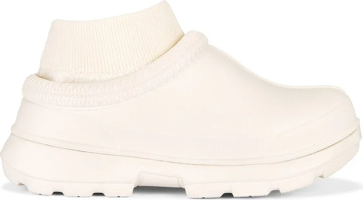 UGG Tasman X Boot in White