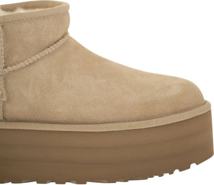 UGG Ultra Mini Classic - Boots With Plateau - Image 6