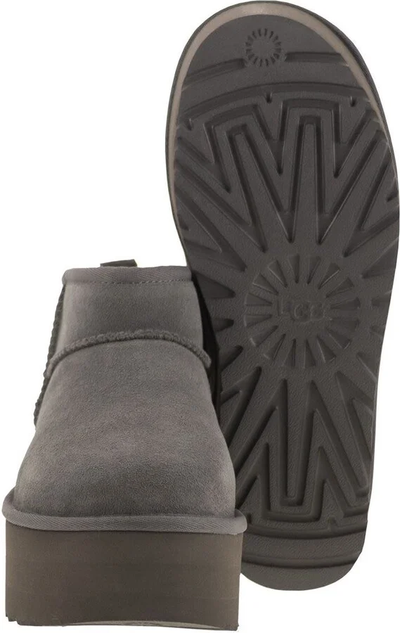 UGG Ultra Mini Classic - Boots With Plateau - Image 5