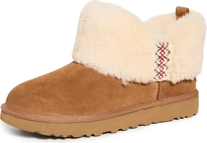 UGG Ultra Mini UGG Braid Boots