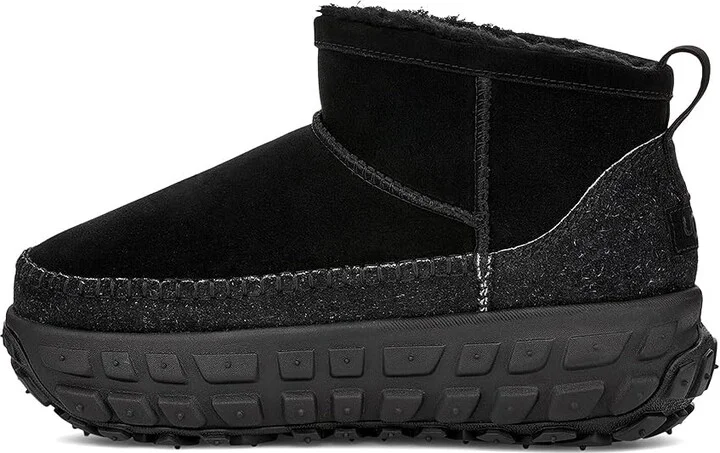 UGG Venture Daze Ultra Mini Boots Black/Black : Men's 7 - Women's 8 Medium, Suede - Image 5