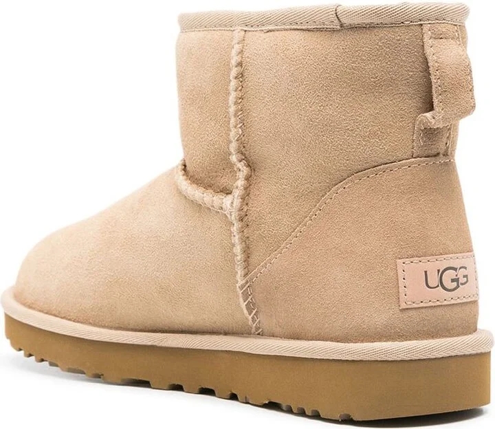 UGG W Classic Mini Ii Shoes - Image 3